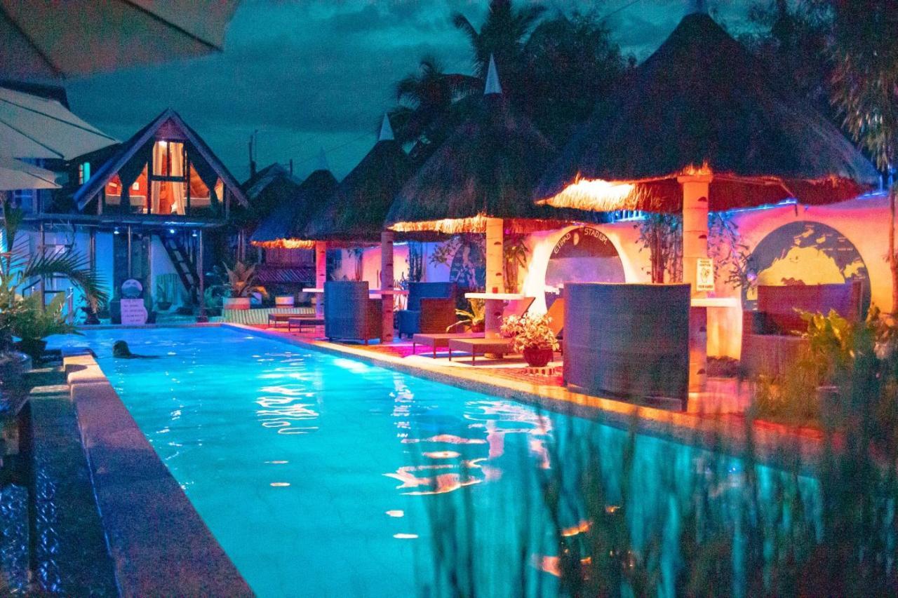 Blue Moon Inn Dauis Exterior foto