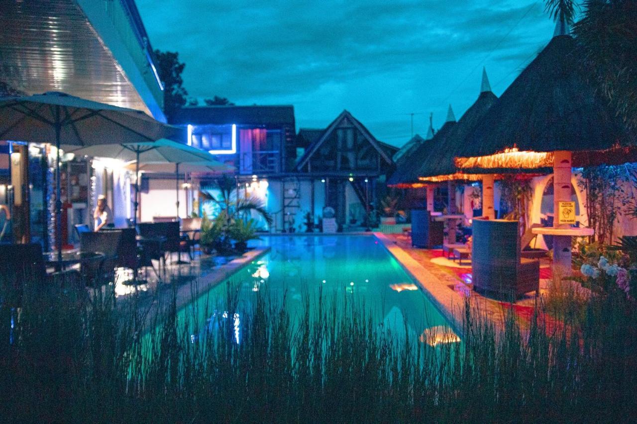 Blue Moon Inn Dauis Exterior foto