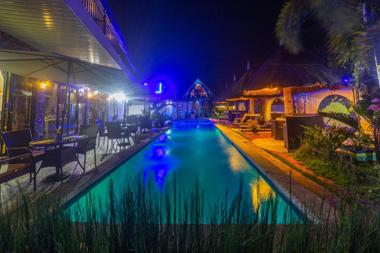 Blue Moon Inn Dauis Exterior foto