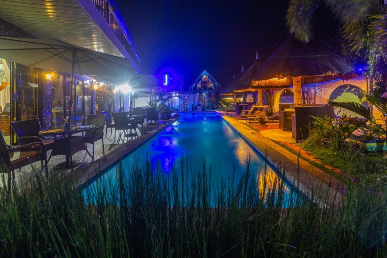 Blue Moon Inn Dauis Exterior foto